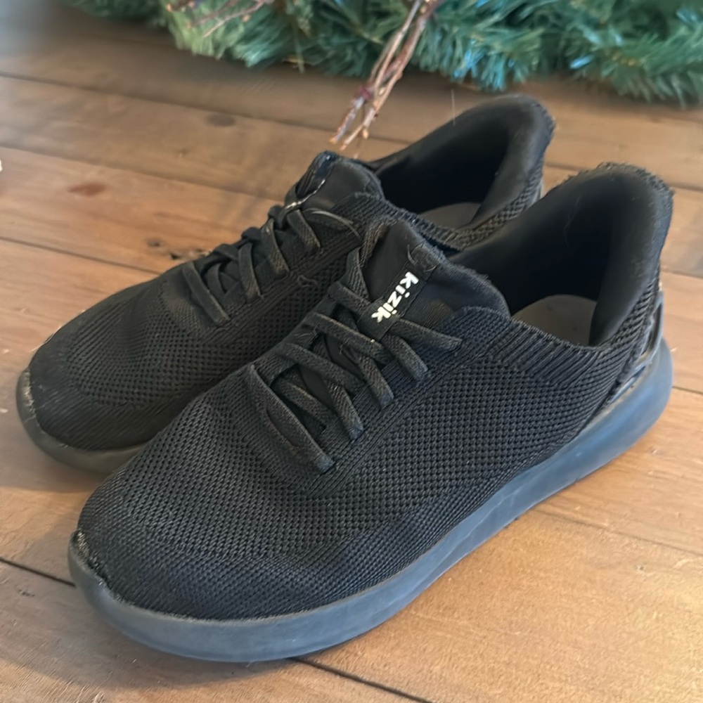 Boys kizik shoes